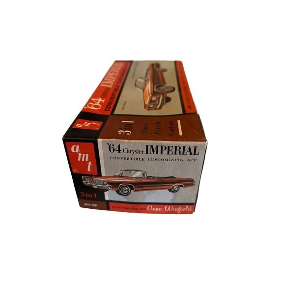 AMT '64 Chrysler Imperial 3-In-1 Convertible Customizing Kit By Gene Winfield - Picture 5 of 9